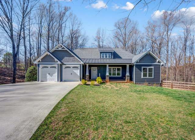 Property at 128 Seven Oaks Dr, Lynchburg, VA 24502, 4 beds, 3 baths