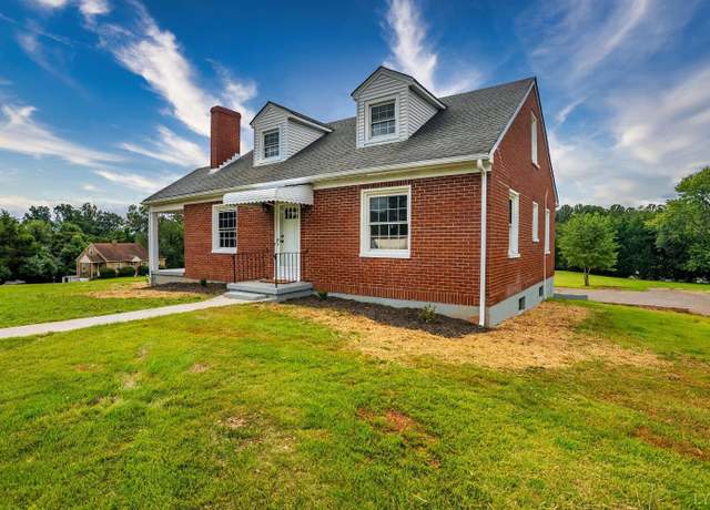 Property at 436 Woodys Lake Rd, Madison Heights, VA 24572, 4 beds, 1.5 baths