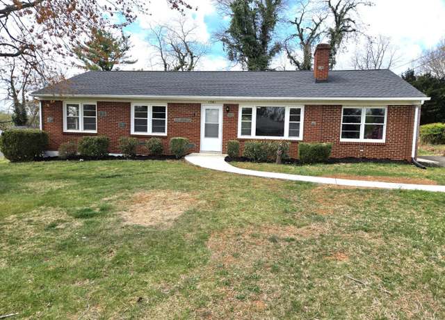 Property at 1501 Lynndale Pl, Lynchburg, VA 24502, 4 beds, 2 baths
