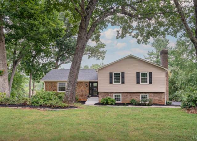 Property at 503 Quail Roost Dr, Forest, VA 24551, 4 beds, 3 baths