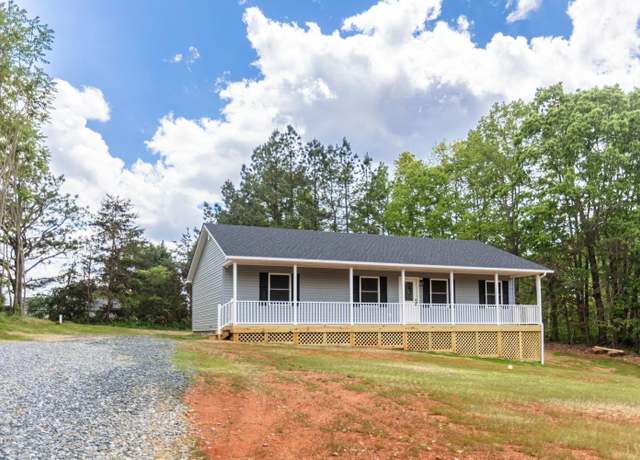 Property at 465 Soybean Dr, Appomattox, VA 24522, 3 beds, 2 baths