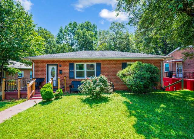 Property at 1434 Augusta St, Lynchburg, VA 24501, 3 beds, 2 baths