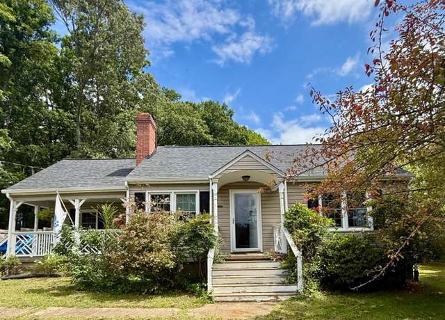 Property at 133 Reichard Dr, Madison Heights, VA 24572, 4 beds, 1 bath