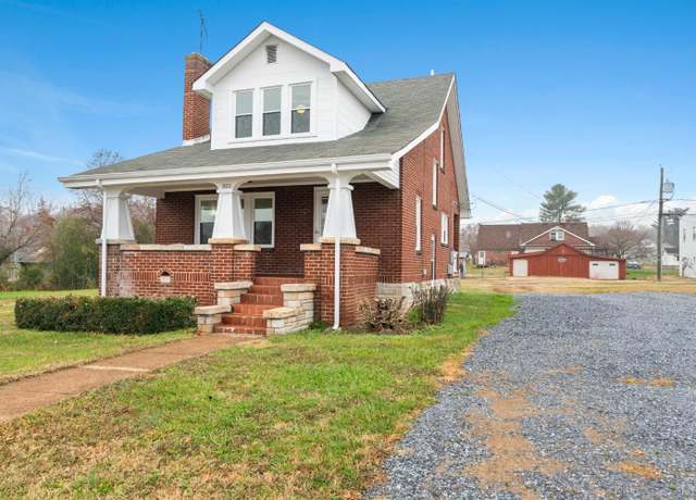 Property at 806 7th St. St, Altavista, VA 24517, 3 beds, 2 baths