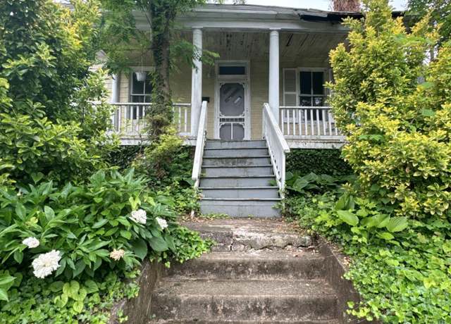 Property at 1001 Jackson St, Lynchburg, VA 24504, 4 beds, 1 bath