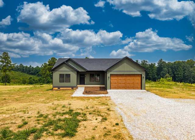 Property at 0 Fox Hall Dr, Amherst, VA 24521, 3 beds, 2 baths