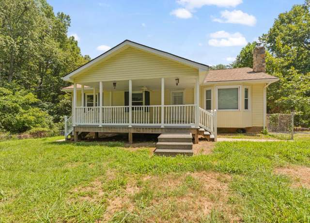 Property at 4271 Blenheim Rd, Charlottesville, VA 22902, 3 beds, 1.5 baths