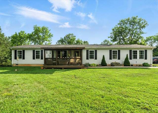 Property at 1122 Walnut Springs Dr, Bedford, VA 24523, 4 beds, 2 baths