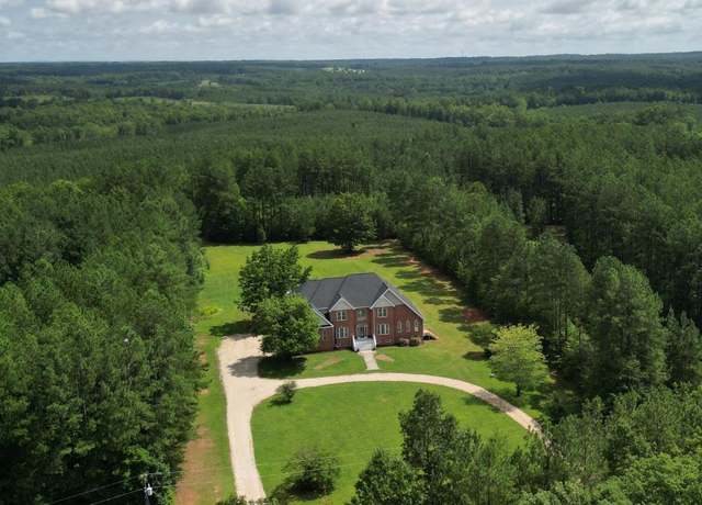 Property at 1505 Chestnut Grove Rd, Appomattox, VA 24522, 5 beds, 5.5 baths