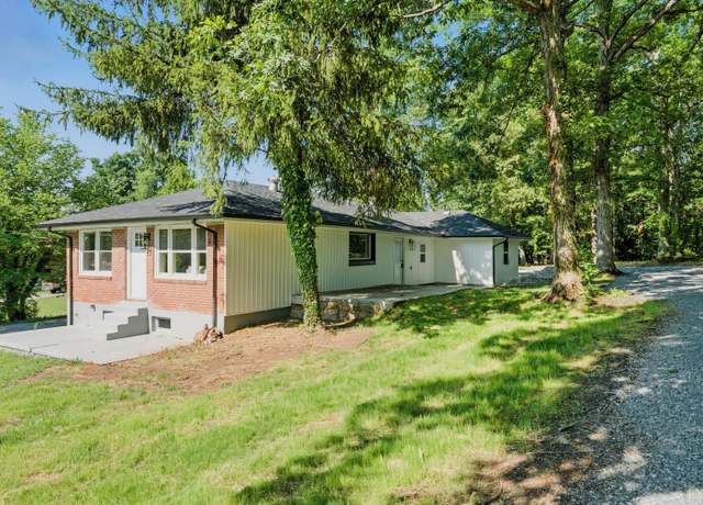 Property at 383 Winebarger Cir, Lynchburg, VA 24502, 4 beds, 2 baths
