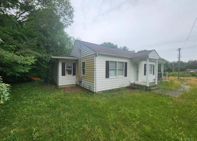 Property at 1028 Whitt Loop Loop, Alton, VA 24520, 3 beds, 2 baths