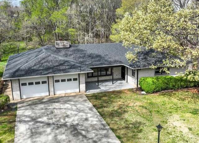 Property at 123 Knollwood Drive Dr, Hurt, VA 24563, 3 beds, 2 baths