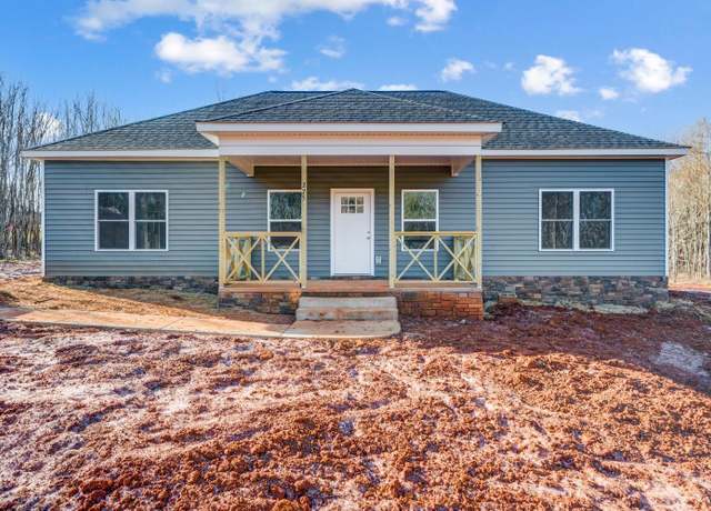 Property at 275 Cornfield Ln, Appomattox, VA 24522, 3 beds, 2 baths