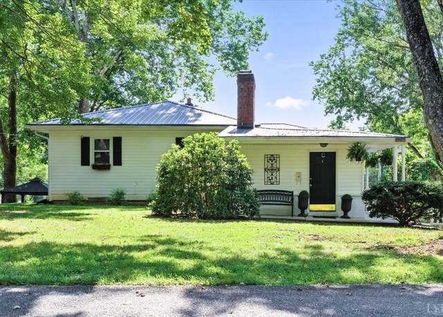 Property at 134 Old Wiggington Rd Rd, Lynchburg, VA 24502, 4 beds, 3 baths