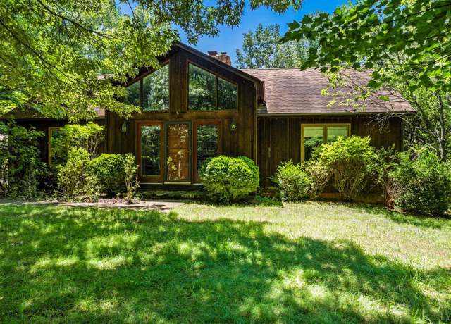 Property at 239 Briarcliff Ln, Madison Heights, VA 24572, 3 beds, 2 baths