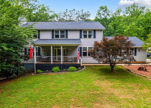 Property at 135 Warner Rd, Lynchburg, VA 24504, 4 beds, 2.5 baths