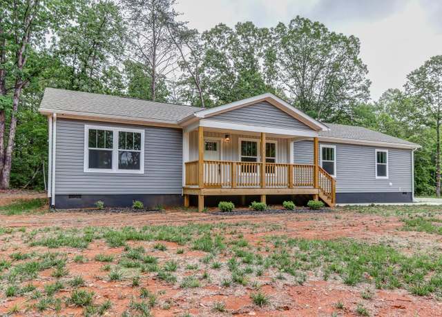 Property at 895 Union Hill Rd, Amherst, VA 24522, 3 beds, 2 baths
