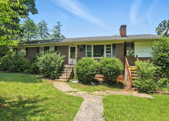 Property at 1721 Arkansas Ave, Lynchburg, VA 24501, 3 beds, 1.5 baths