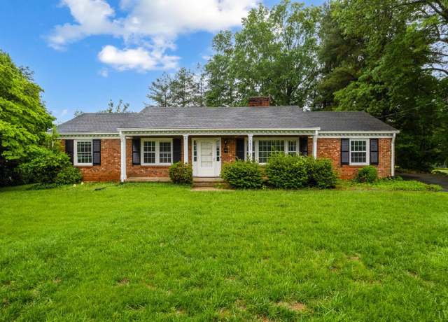 Property at 5822 Apache Ln, Lynchburg, VA 24503, 3 beds, 2 baths