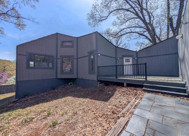 Property at 1077 Audubon Dr, Lynchburg, VA 24503, 3 beds, 2.5 baths