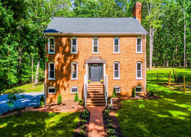 Property at 134 Woodmont Ln, Forest, VA 24551, 3 beds, 3.5 baths