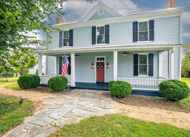 Property at 260 N Main St St, Amherst, VA 24521, 3 beds, 2.5 baths