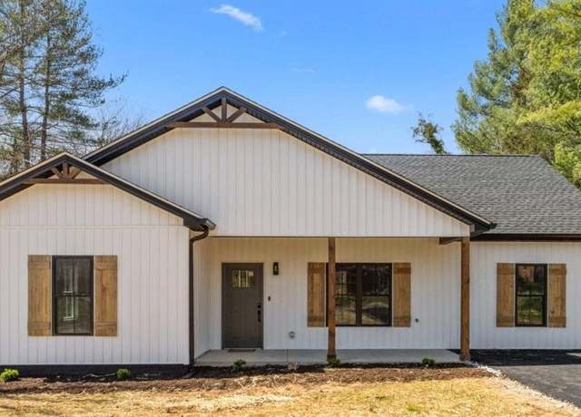 Property at 7 Hickory Cove Ln, Moneta, VA 24121, 3 beds, 2 baths