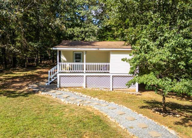 Property at 381 Fryingpan Ln, Pittsville, VA 24139, 1 bed, 1 bath
