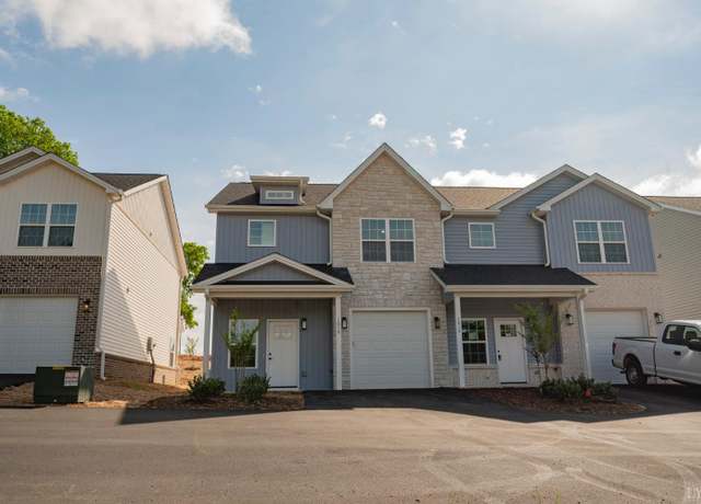 Property at 1012 Misty Mountain Rd, Lynchburg, VA 24502, 3 beds, 2.5 baths