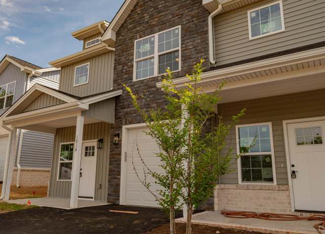 Property at 1016 Misty Mountain Rd, Lynchburg, VA 24502, 3 beds, 2.5 baths