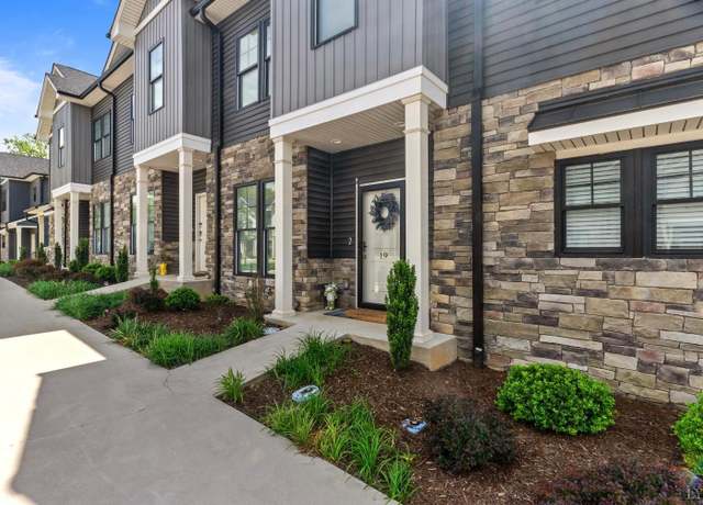 Property at 19 Cuddington Ln, Lynchburg, VA 24501, 3 beds, 3.5 baths