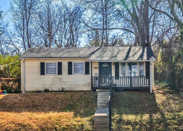 Property at 315 Hughes St, Danville, VA 24541, 3 beds, 1 bath