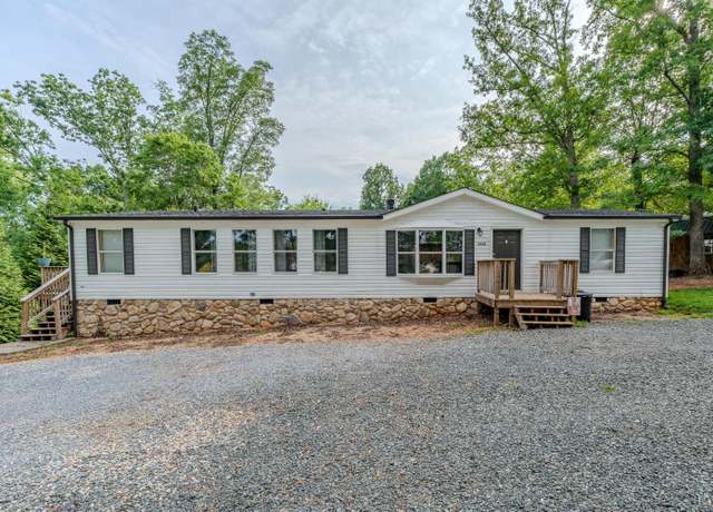 Property at 1915 Elon Rd Rd, Madison Heights, VA 24572, 3 beds, 2 baths