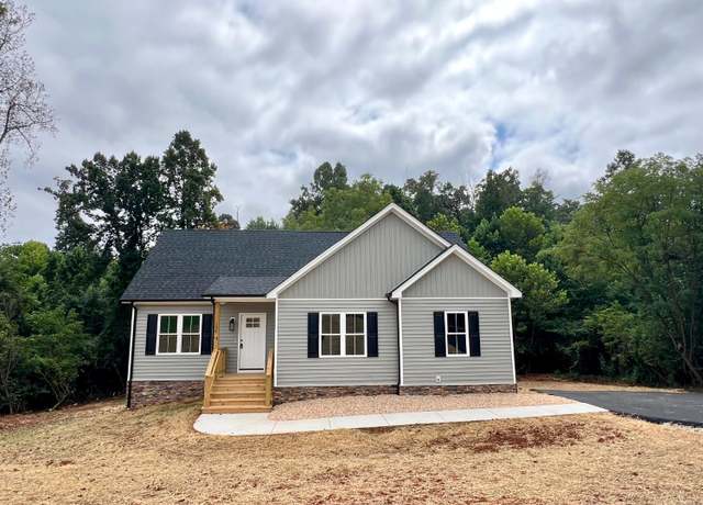 Property at 124 Saponi Dr, Madison Heights, VA 24572, 3 beds, 2 baths