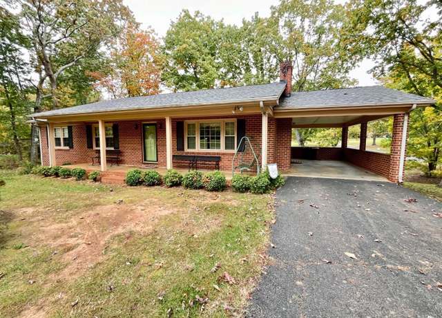 Property at 248 Charles Dr, Appomattox, VA 24522, 3 beds, 2.5 baths