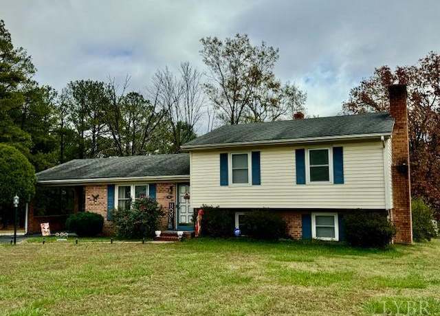 Property at 286 Annie St, Appomattox, VA 24522, 3 beds, 2 baths