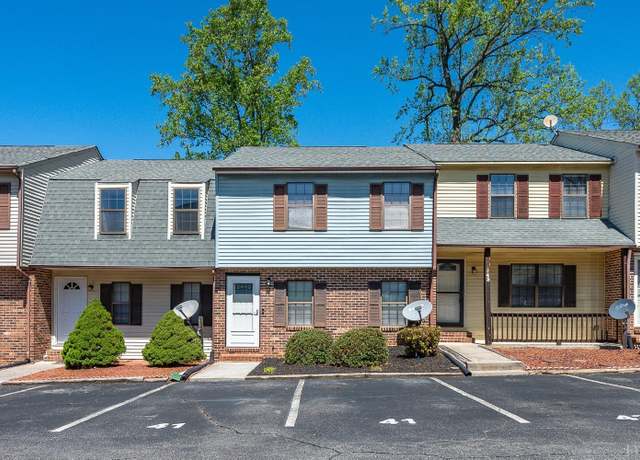 Property at 41 Nags Head Ct, Lynchburg, VA 24502, 3 beds, 2.5 baths