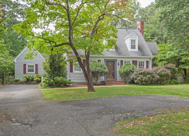 Property at 1051 Rivermont Ter, Lynchburg, VA 24503, 4 beds, 2 baths