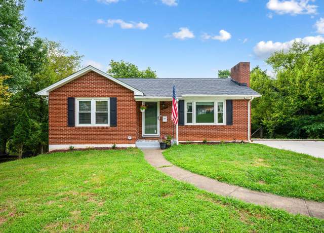 Property at 1010 Peak St, Bedford, VA 24523, 3 beds, 2 baths