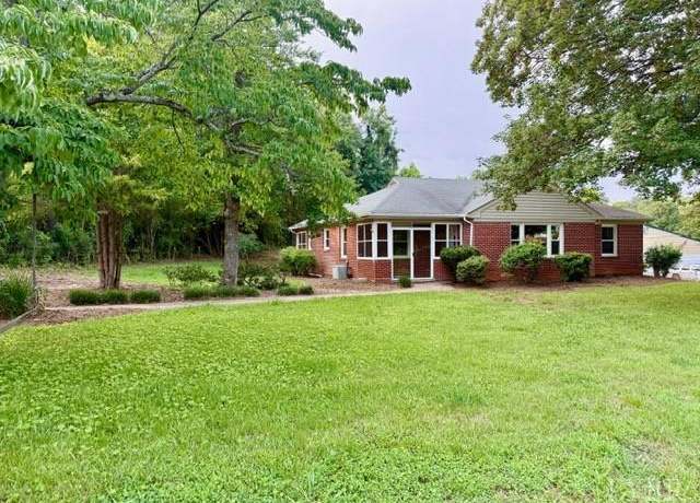 Property at 106 Monacan Park Rd, Madison Heights, VA 24572, 3 beds, 2 baths