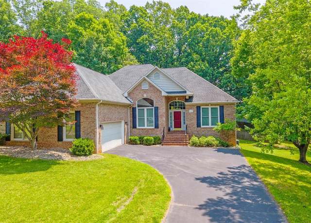 Property at 137 Marguerite Dr, Lynchburg, VA 24502, 3 beds, 2.5 baths