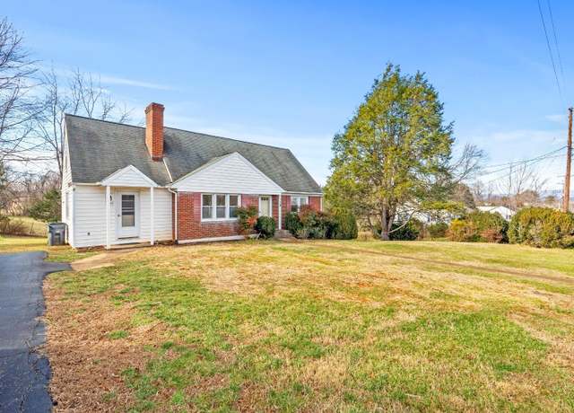 Property at 163 Grandview Dr, Amherst, VA 24521, 2 beds, 1 bath