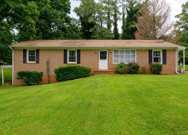 Property at 239 Forest Ave, Lynchburg, VA 24502, 3 beds, 2 baths