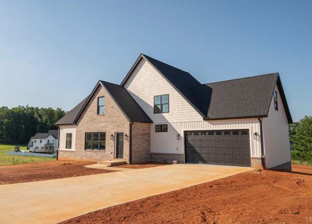 Property at 1100 Live Oak Ct, Forest, VA 24551, 4 beds, 3 baths