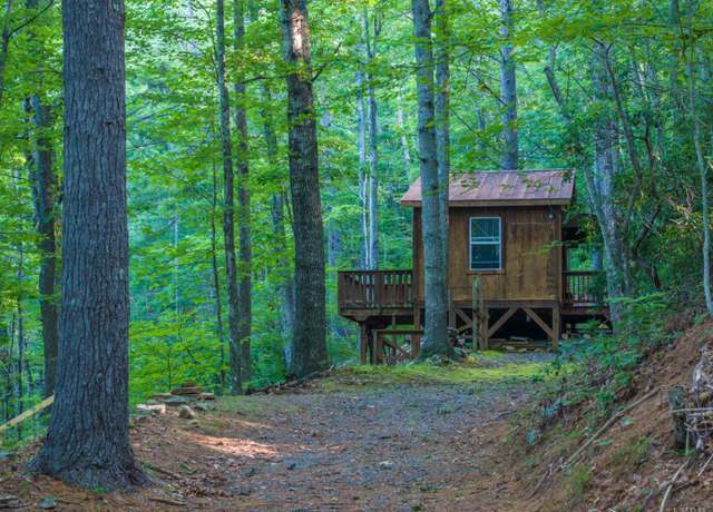 Property at 7750 Lexington Tpke, Vesuvius, VA 24483, 1 bed