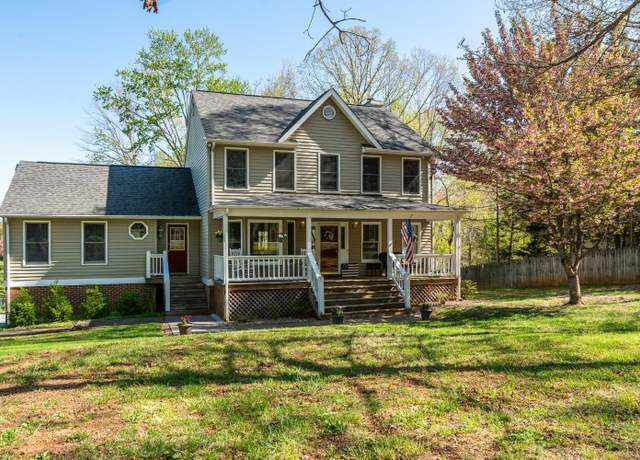Property at 1029 Steeplechase Dr Dr, Evington, VA 24550, 4 beds, 3 baths