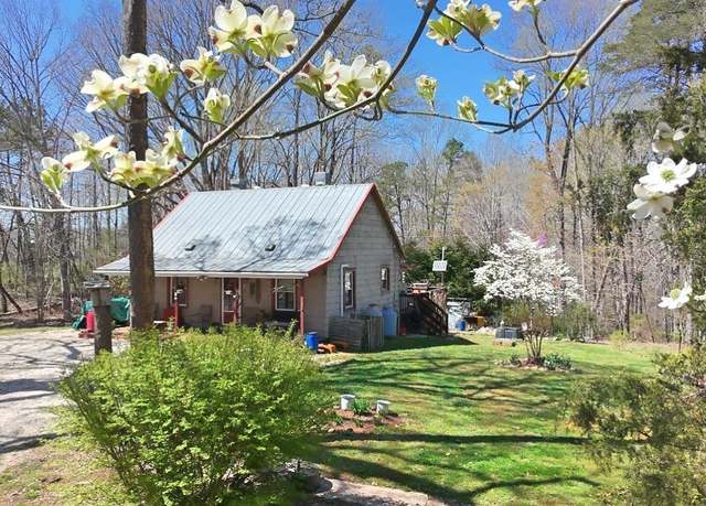Property at 2227 Beckham Rd Rd, Concord, VA 24538, 2 beds, 1 bath