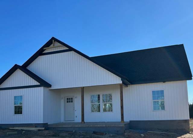 Property at 1382 Hickory Cove Ln, Moneta, VA 24121, 3 beds, 2 baths