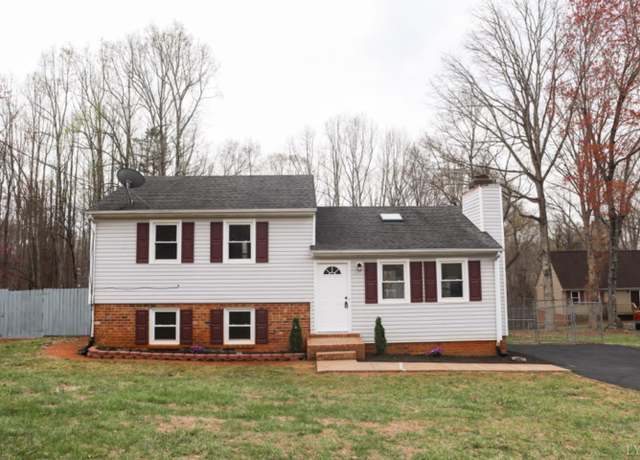 Property at 2824 Hawkins Mill Rd Rd, Lynchburg, VA 24503, 3 beds, 2 baths