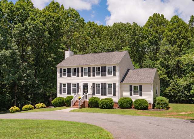 Property at 118 Fernwood Dr, Madison Heights, VA 24572, 4 beds, 3.5 baths